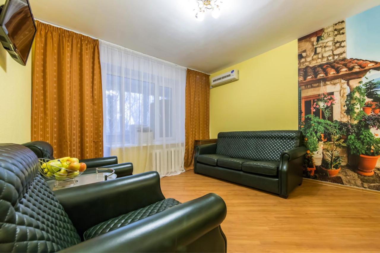 Sunny 2-Rooms Apartment For 2-6 People On Pechersk Near Kiev-Pechersk Lavra, Central Metro Station, Restaurants, Supermarkets Exterior foto